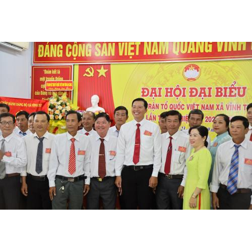 PHÁT HUY SỨC MẠNH ĐẠI ĐOÀN KẾT TOÀN DÂN, ĐỔI MỚI VÀ NÂNG CAO HIỆU QUẢ HOẠT ĐỘNG MẶT TRẬN TỔ QUỐC, THỰC HÀNH DÂN CHỦ, TĂNG CƯỜNG SỰ ĐỒNG THUẬN XÃ HỘI, GÓP PHẦN XÂY DỰNG XÃ VĨNH TUY PHÁT TRIỂN NHANH, TO
